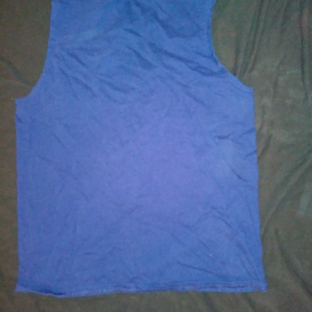 Blue tee - Picture 2 of 2